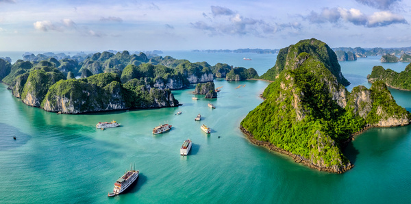 Ha Long Bay